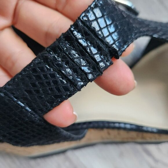 Liz Claiborne Sport Snakeskin Black Textured Shiny Zip Sling Wedge Strap Sandals - Picture 13 of 14